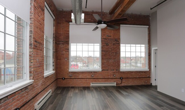 Interior Photo - Oak Knitting Mill