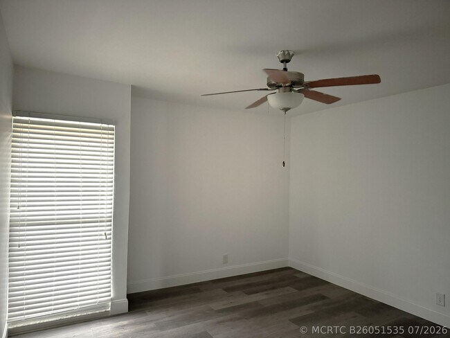 Foto del edificio - 855 NW 80th Way