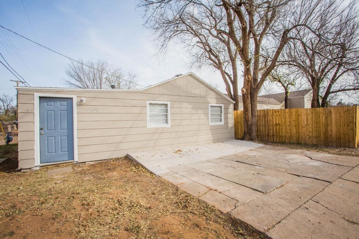 Primary Photo - KT 2430 31st Street