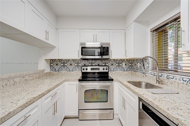 Foto del edificio - 14941 SW 82nd Terrace