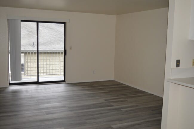 Photo - 929 N 105th Street Apartment