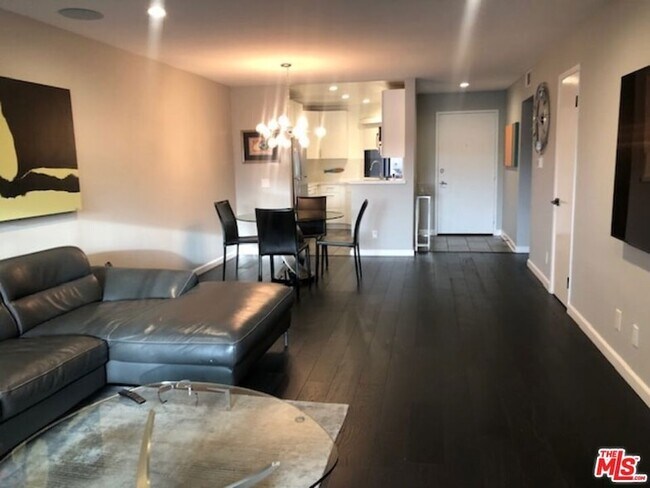 Foto del edificio - 8300 Manitoba St