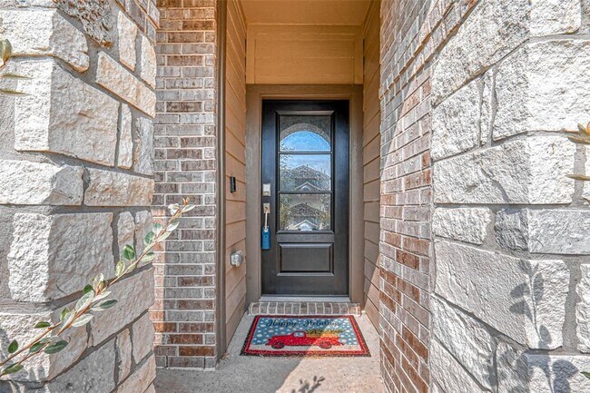 Building Photo - 28130 Aspen Horizon Dr