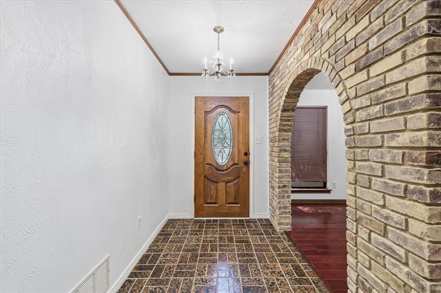 Foto del edificio - 114 Stone Canyon Dr