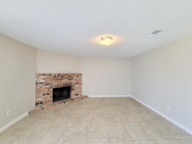 Foto del edificio - 8530 Quail Burg Ln
