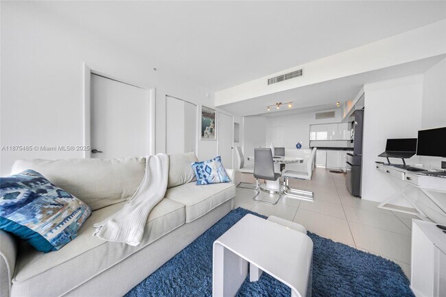 Foto del edificio - 92 SW 3rd St