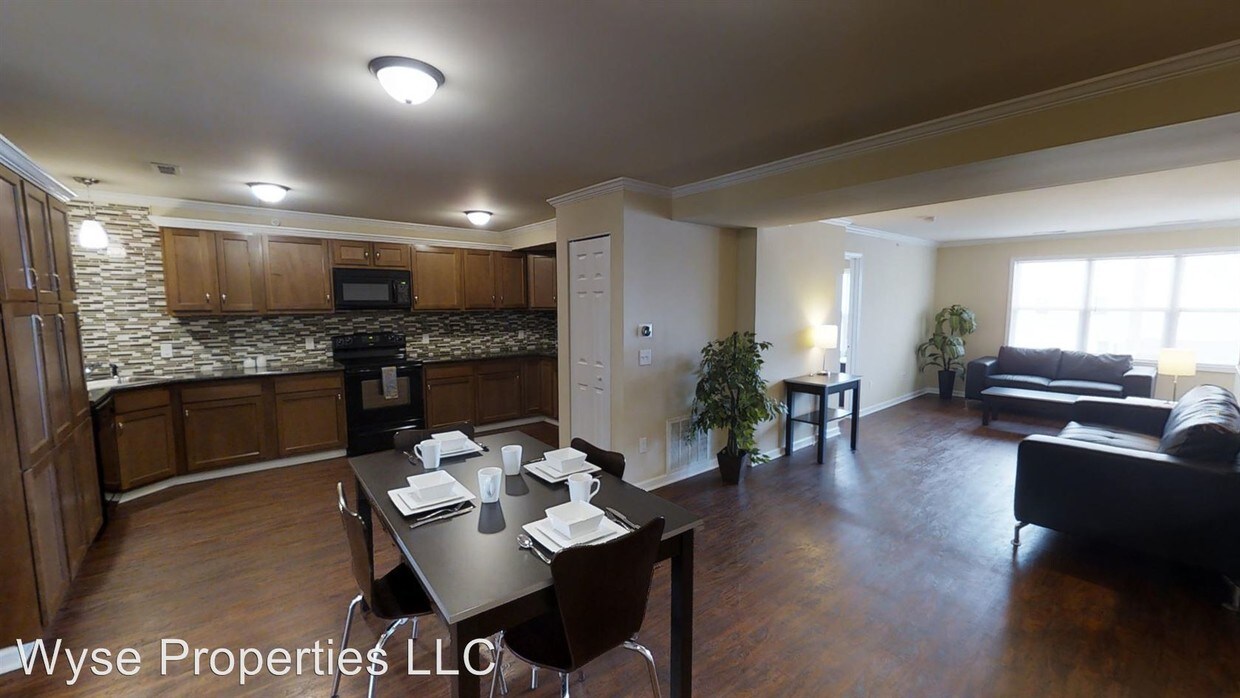 Foto principal - 2213 Sweet Home Rd