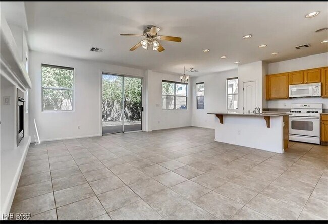 Building Photo - 8973 Quintessa Cove St