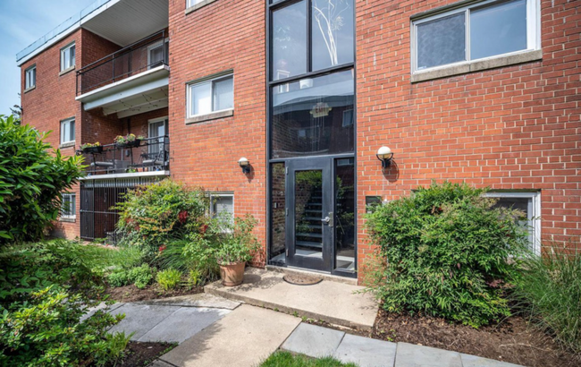 Foto del edificio - 1384 Bryant St NE