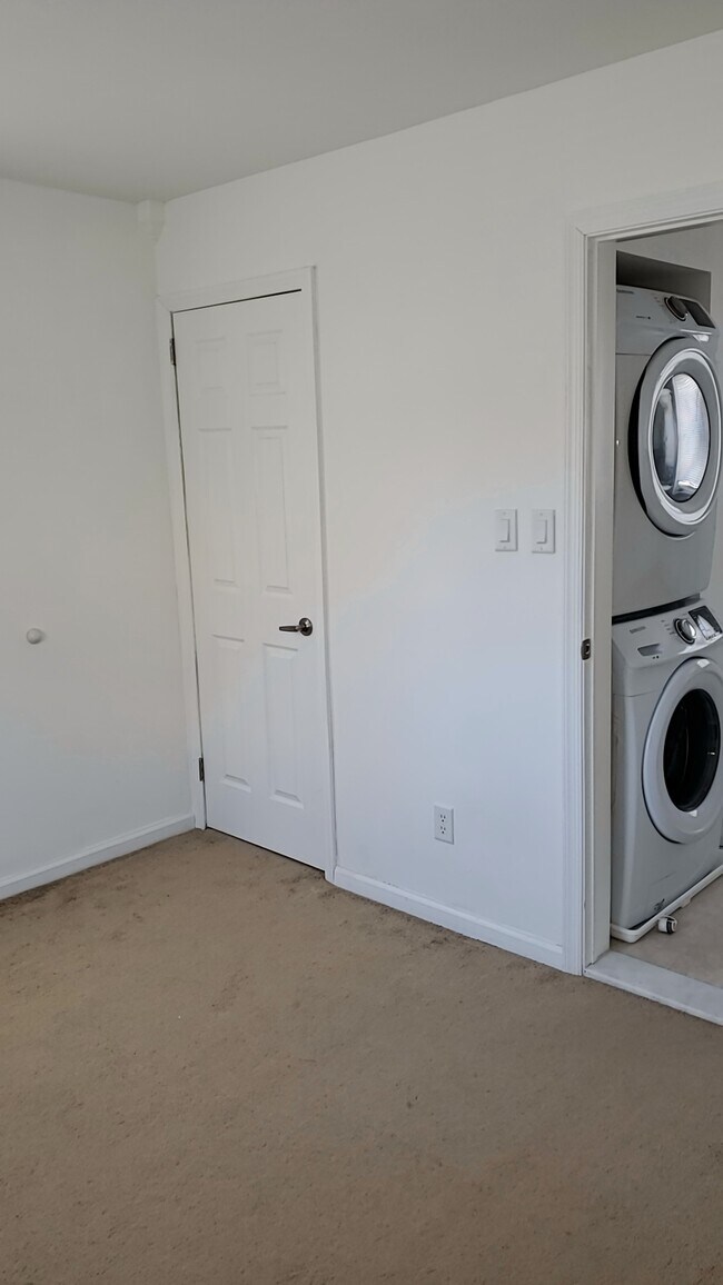 2nd bedroom - 196 Franklin St