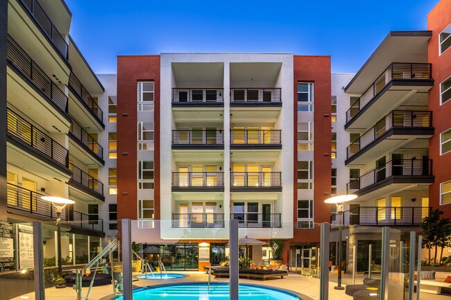 Building Photo - Tenney