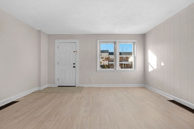 Foto del edificio - Charming 3-Bedroom Home with 1.5 Baths