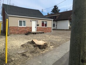 Building Photo - 30 Merritt St