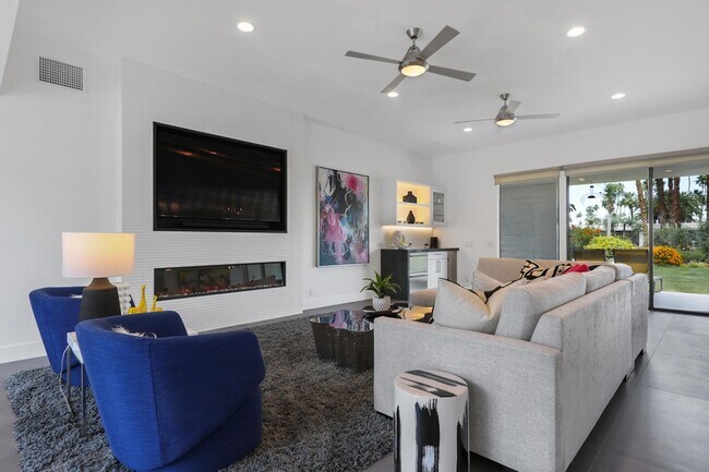 Foto del edificio - 76770 Lark Dr