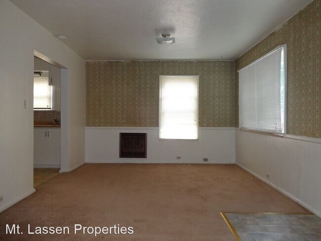 Building Photo - 2 br, 1 bath House - 909 North Street