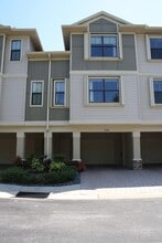 Building Photo - 9705 Bay Grove Ln