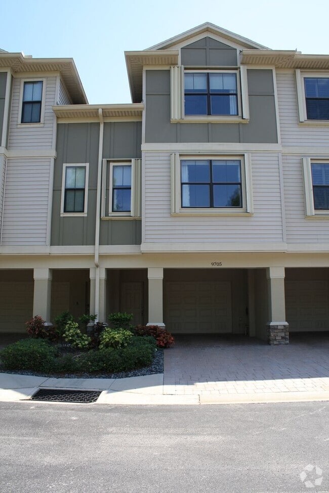 Building Photo - 9705 Bay Grove Ln