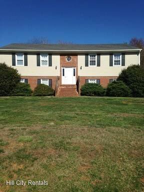 Foto principal - 2 br, 1 bath Apartment - 33 Moss Creek Drive