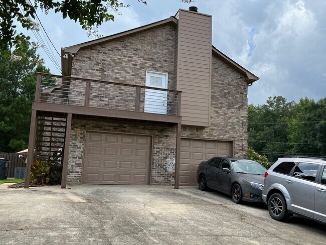 Exterior Side - 2056 Sitser Lane