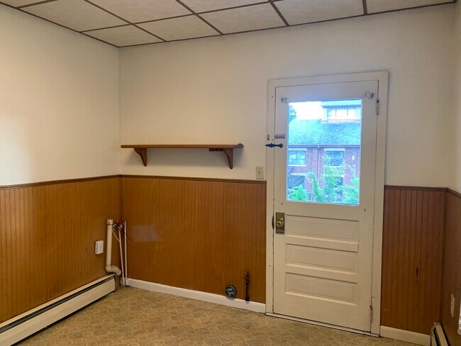 Foto del edificio - 814 Green Ridge St