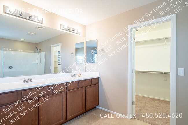 Foto del edificio - 20988 E Cherrywood Dr