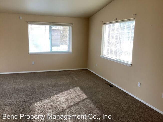 Foto del edificio - 3 br, 2 bath House - 3346 NE Mendenhall
