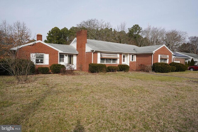Building Photo - 1300 Emerson Ave