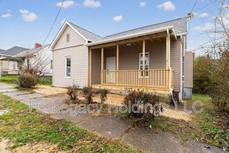 Building Photo - 1013 N 15th St