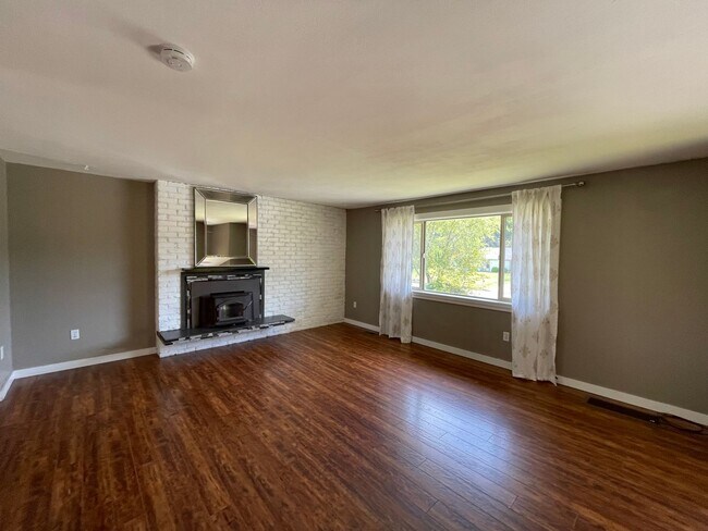 Foto del edificio - 11403 E 24th Ave