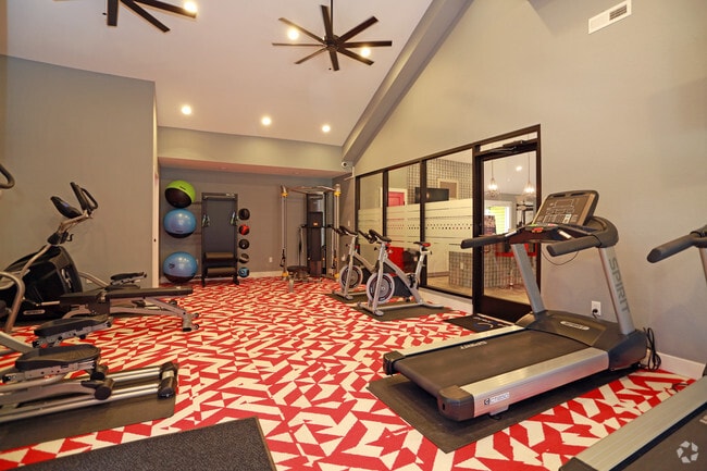 Interior Photo - Grammercy