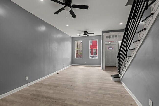 Foto del edificio - 2455 N 31st St