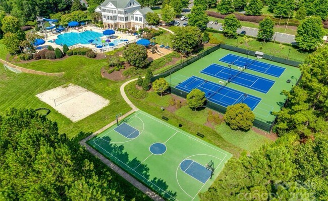Building Photo - Stunning All-Brick Home in BridgeMill Comm...