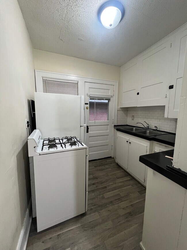 Foto del edificio - 1137 44th St