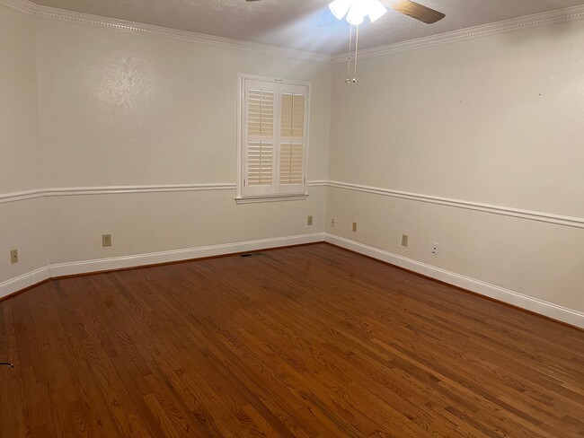 Building Photo - 1411 Cambridge Pl