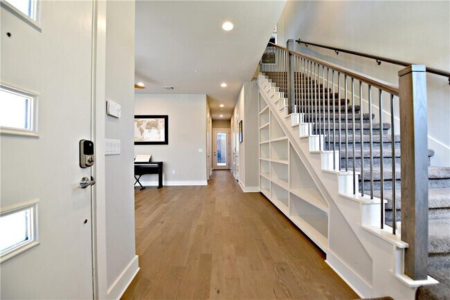 Building Photo - 4019 Berkman Dr