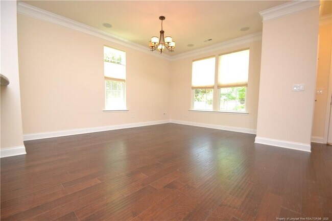 Foto del edificio - 506 N Tunstall Ave