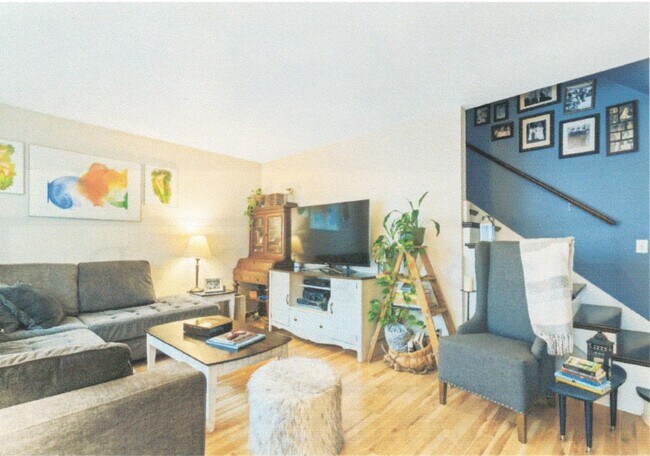 Foto del edificio - 2136 Rugen Rd