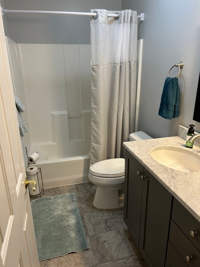 Building Photo - 3101 St Charles Ave