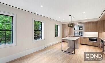 Building Photo - 1160 Fifth Avenue