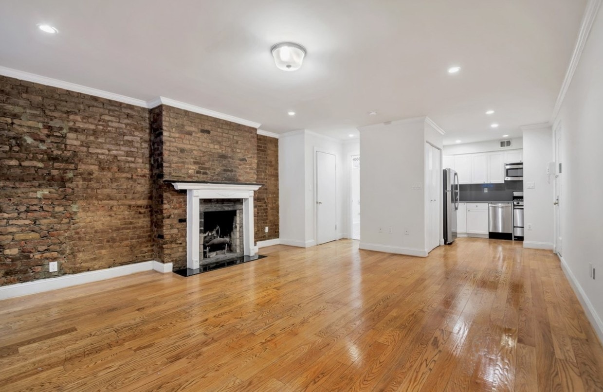 Primary Photo - 127 E 27th St