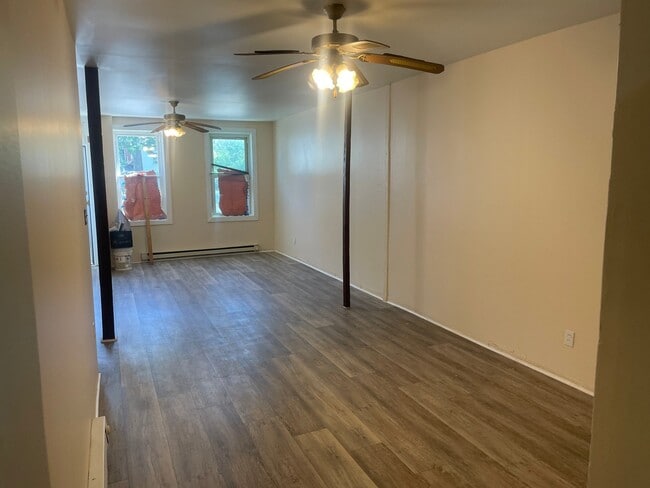 Foto del edificio - 318 N Lumber St