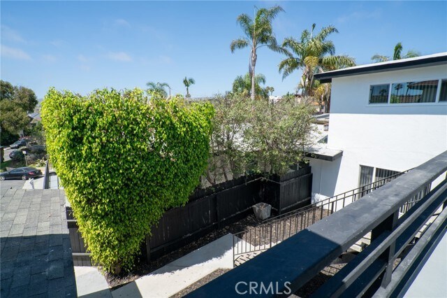 Foto del edificio - 241 Avenida Pelayo