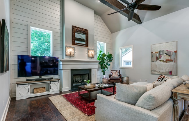 Building Photo - LUXURY ALAMO HEIGHTS 4-BEDROOM BY DABNEY HOMES