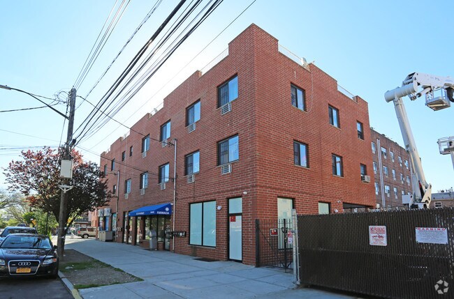 Foto del edificio - 10718 37th Dr