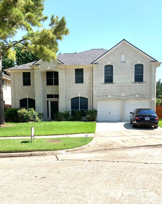 Foto del edificio - 16523 Terrace Hollow Ln