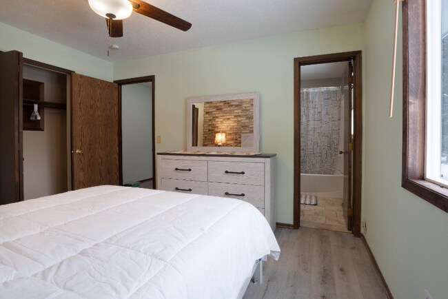 Foto del edificio - 1133 126th Ln NE