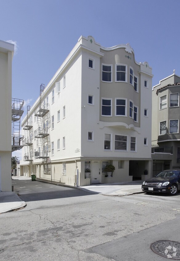 Primary Photo - 3483-3485 21st St