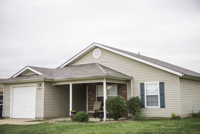 Building Photo - The Residences at Rosemary Crossing I