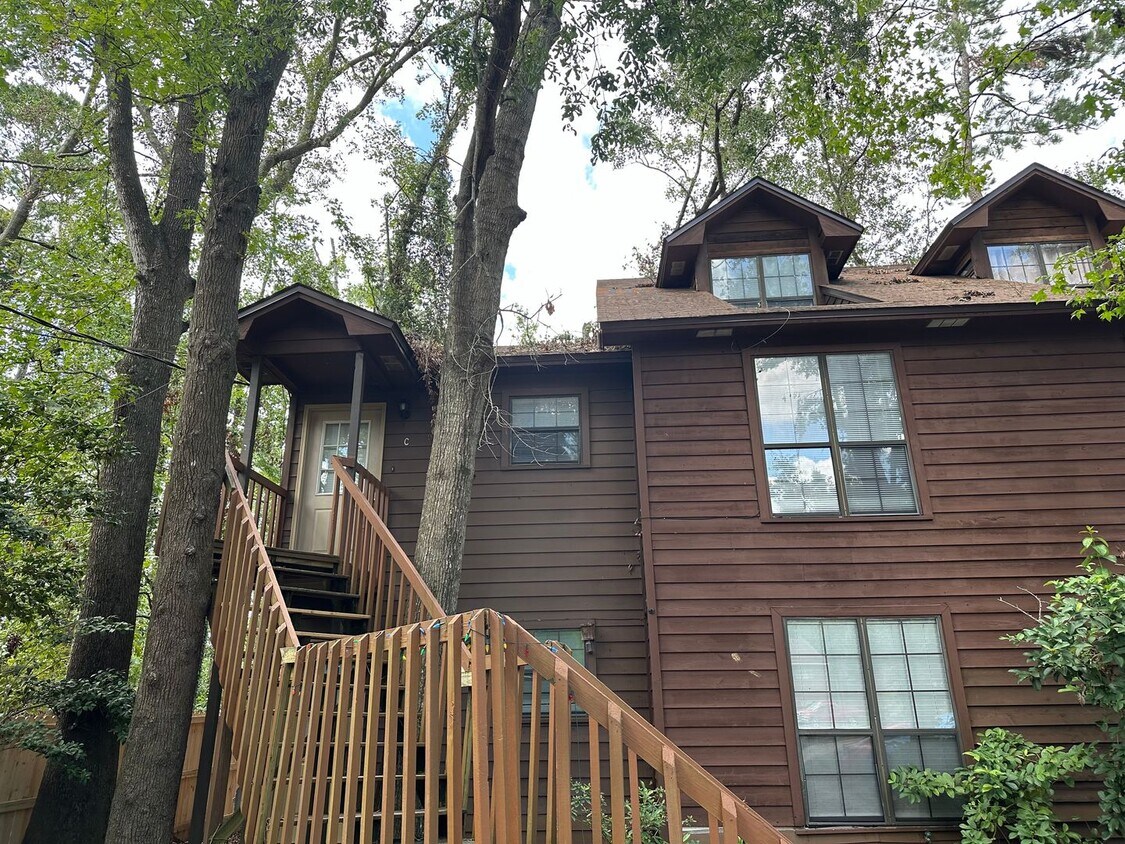 Primary Photo - 2924 Woodrich Dr