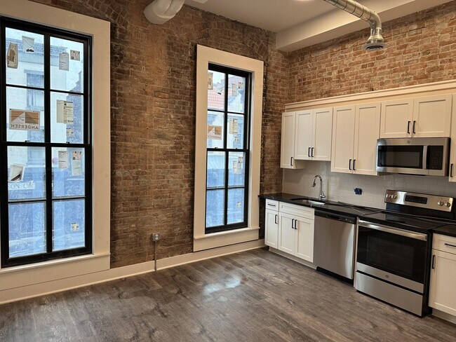 Large Windows Beautiful Brick - 400 River St